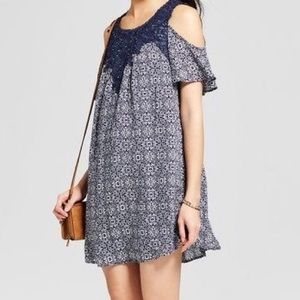 Knox Rose Crochet Cold Shoulder Floral Dress